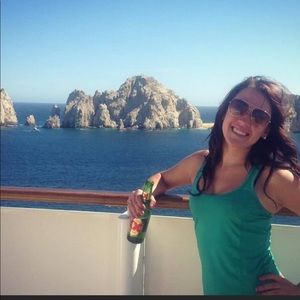 Meet your Posher, Hailey